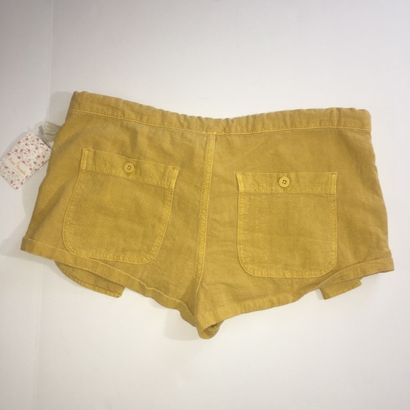 ✨SOLD✨ NWT Free People Beach Please Linen Shorts - Picture 3 of 3